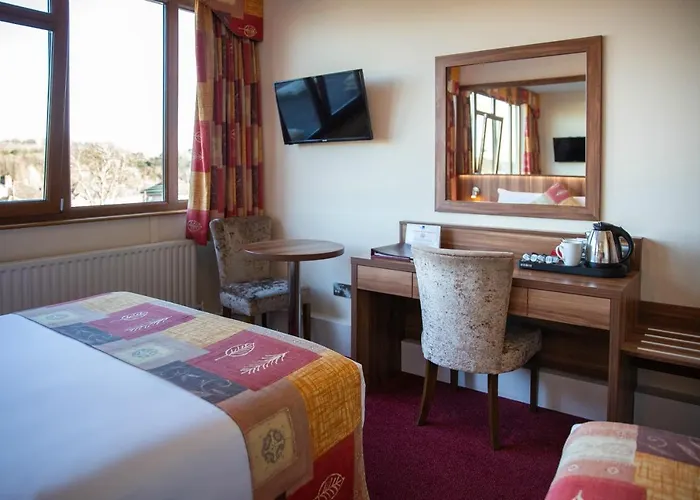 Hotel West County 3*