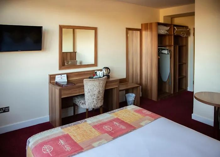 Отель West County