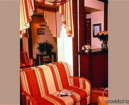 韦斯特县酒店 3*