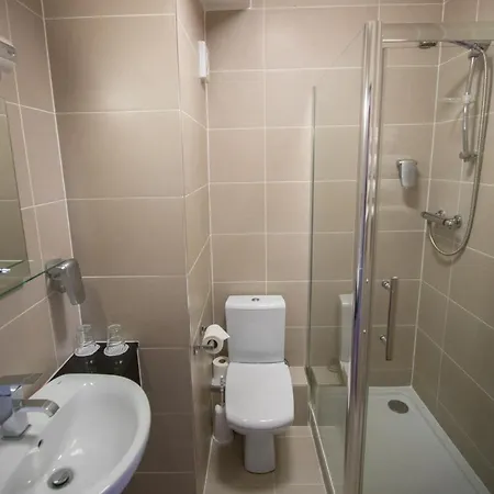 West County Hotell 3*